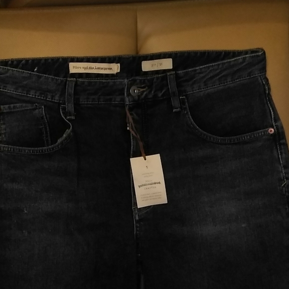 ANTHROPOLOGIE PILCRO CROP FLARE JEANS - Picture 2 of 6